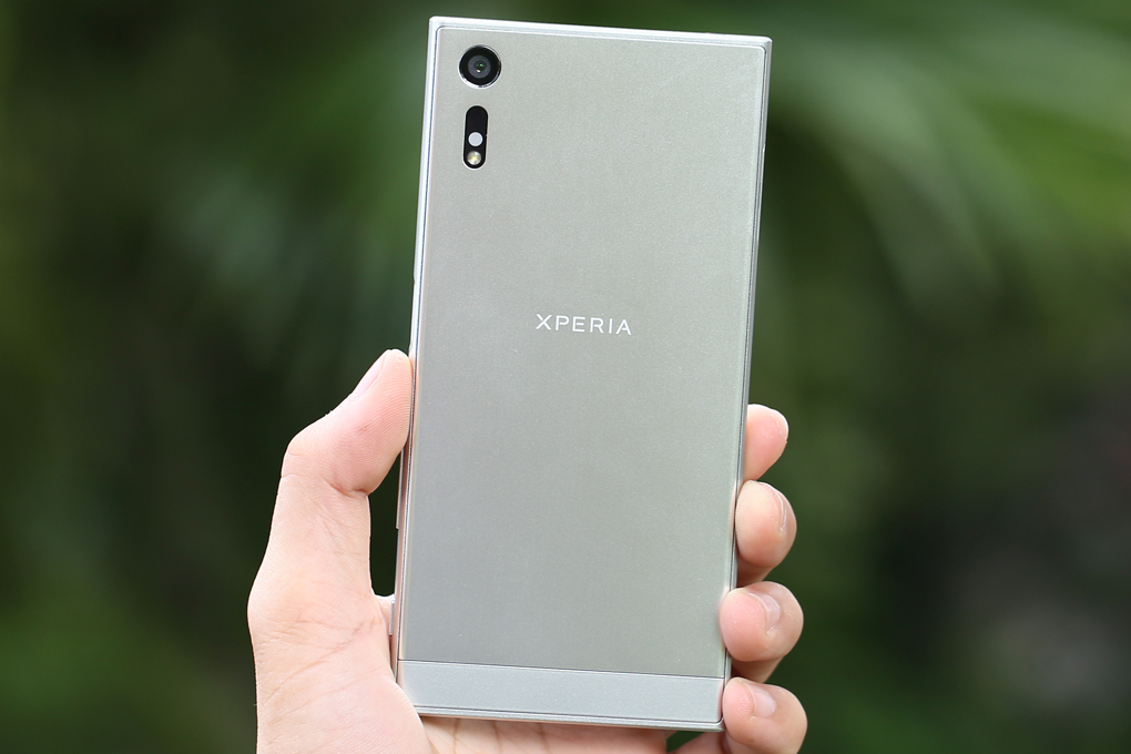 Điện thoại Sony Xperia XZ