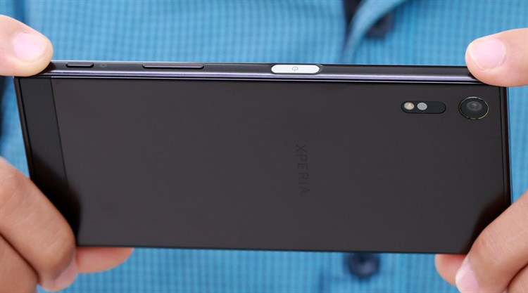 Điện thoại Sony Xperia XZ Dual