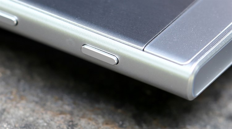 Điện thoại Sony Xperia XZ Dual