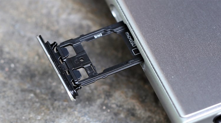 Điện thoại Sony Xperia XZ Dual