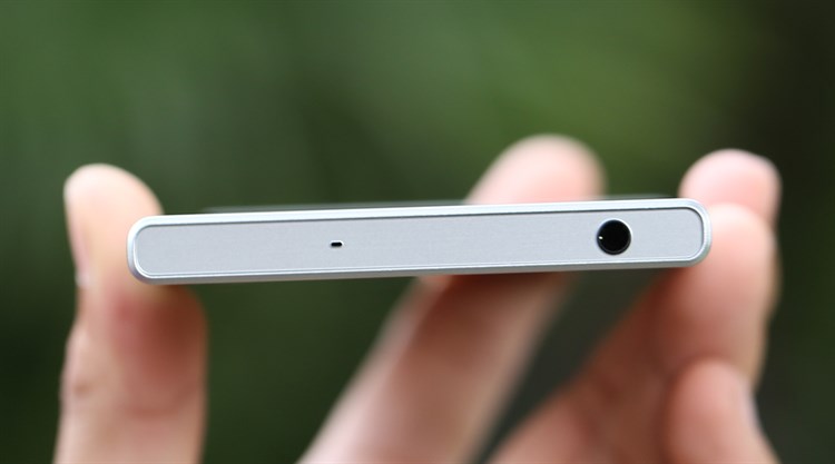 Điện thoại Sony Xperia XZ Dual