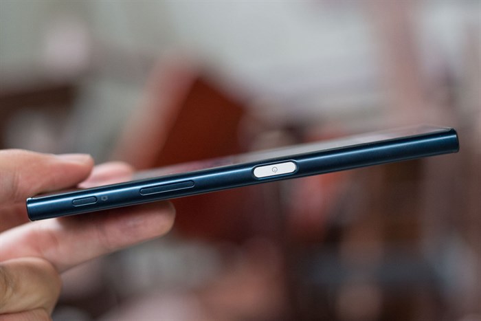 Điện thoại Sony Xperia XZ
