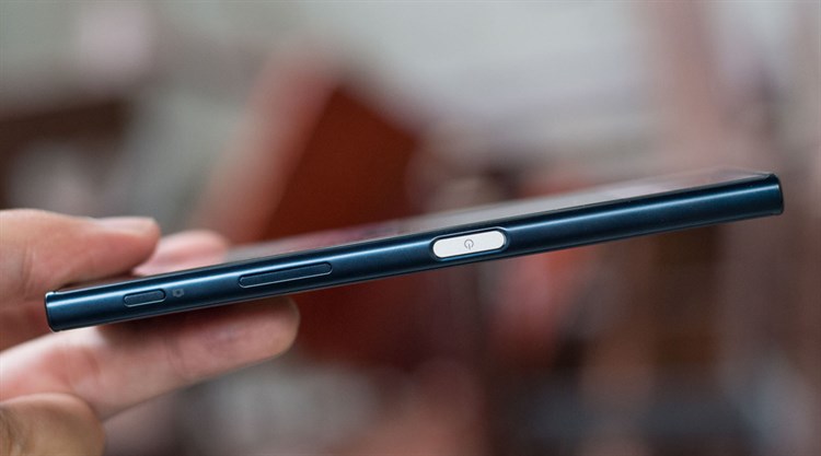 Điện thoại Sony Xperia XZ Dual