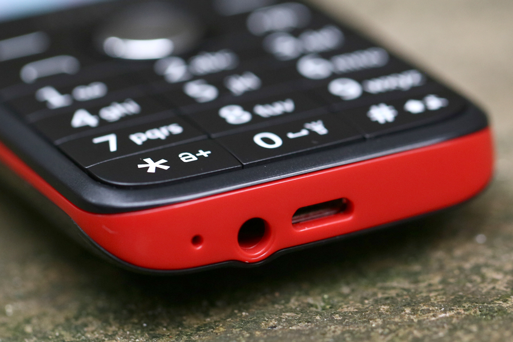 Điện thoại MOBELL M228