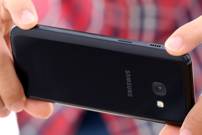 Điện thoại Samsung Galaxy A3 2017