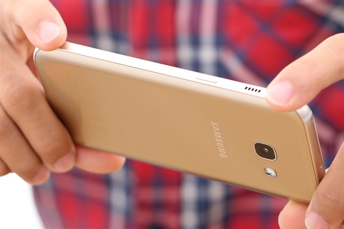Điện thoại Samsung Galaxy A3 2017