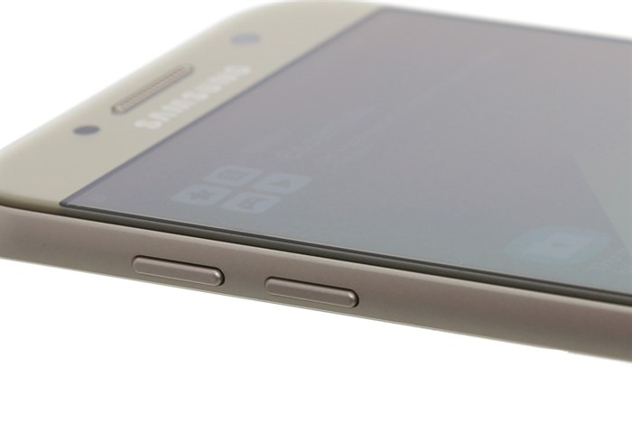 Điện thoại Samsung Galaxy A3 2017