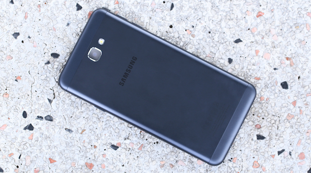 Samsung Galaxy J5 Prime - Thiết kế nguyên khối kim loại