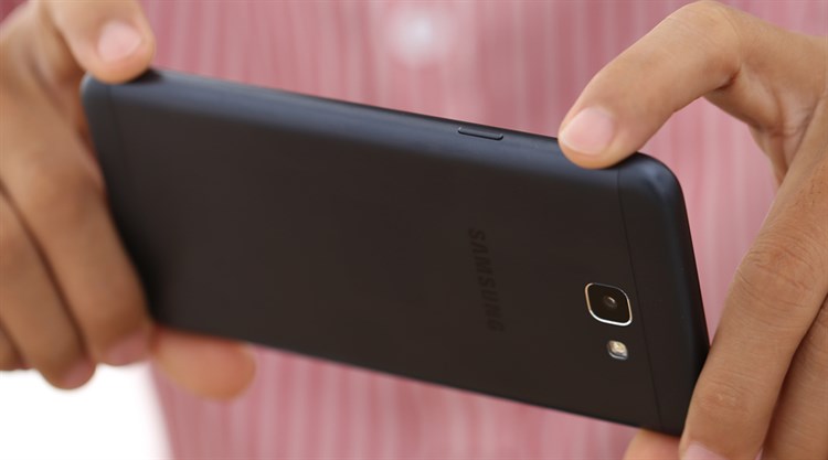 Điện thoại Samsung Galaxy J5 Prime