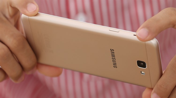 Điện thoại Samsung Galaxy J5 Prime