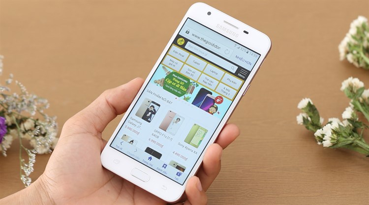 Điện thoại Samsung Galaxy J5 Prime