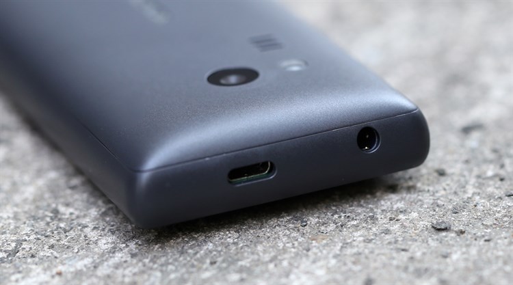 Điện thoại Nokia 216 Màu Đen