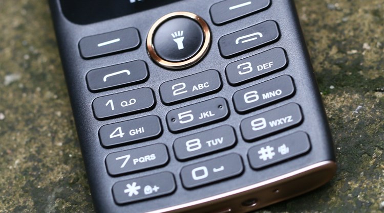 Điện thoại Mobell M589