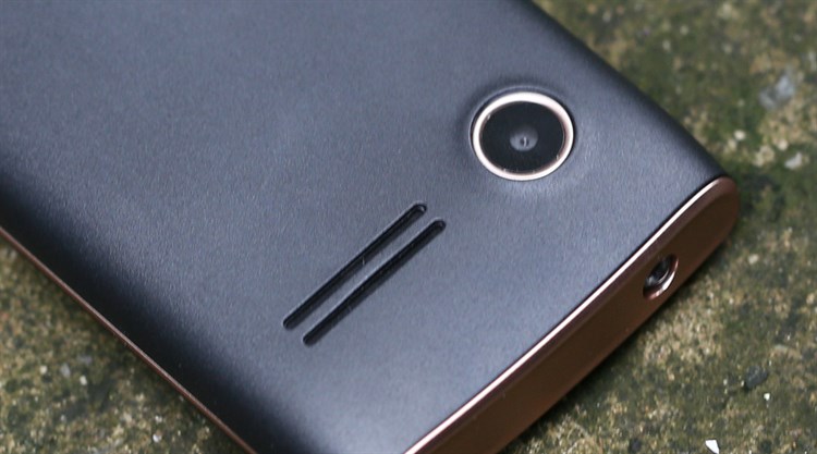 Điện thoại Mobell M589