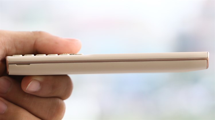 Điện thoại Mobell M589