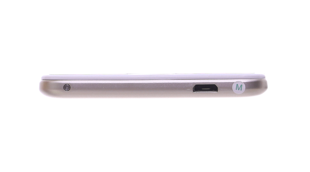 Điện thoại Mobell Nova i7