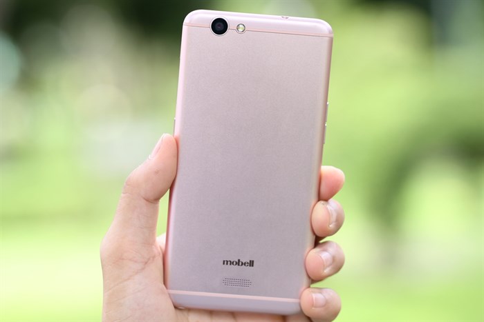 Điện thoại Mobell Nova i7