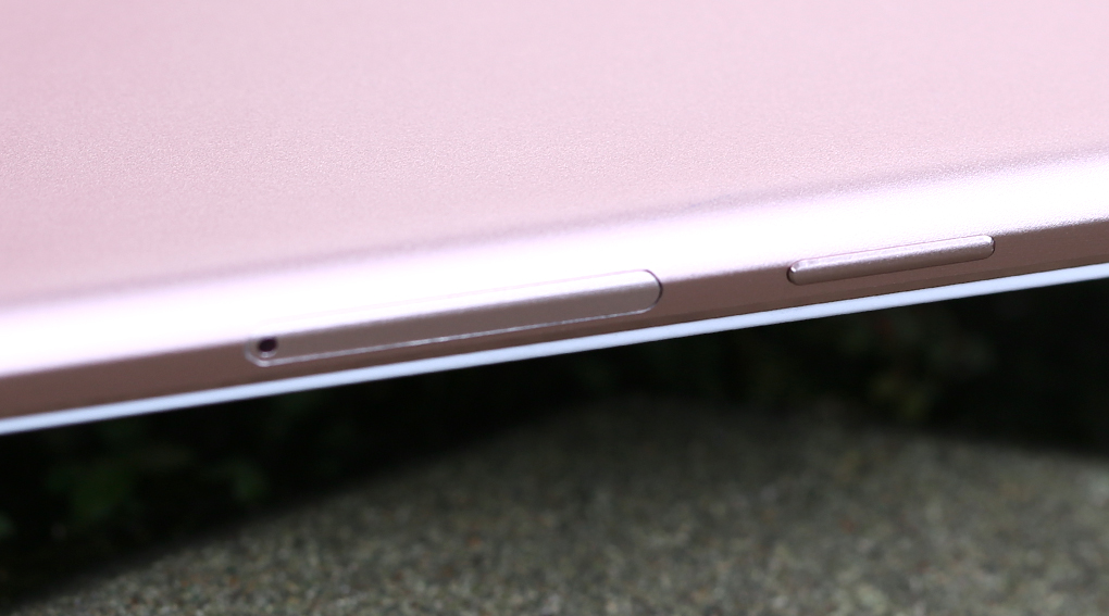 Điện thoại Mobell Nova i7