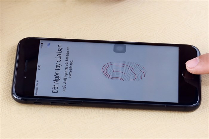 Điện thoại iPhone 7 128GB Màu Đen bóng