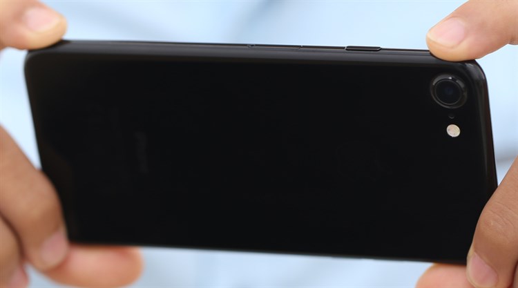 Điện thoại iPhone 7 128GB