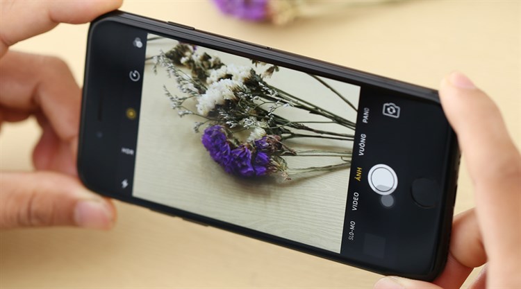 Điện thoại iPhone 7 256GB Màu Đen bóng