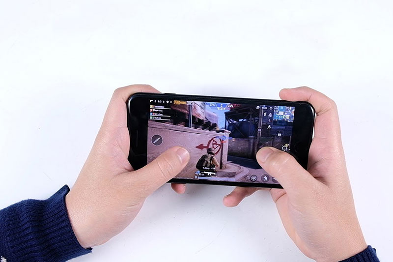 Cấu hình mạnh, chiến game không phải lo - iPhone 7 Plus