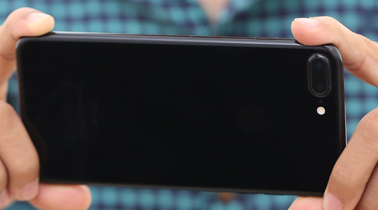 Điện thoại iPhone 7 Plus 128GB Màu Đen bóng