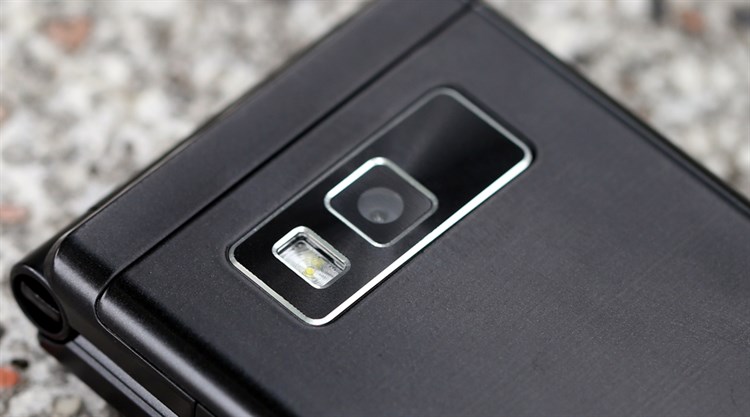 Điện thoại Freetel Musashi