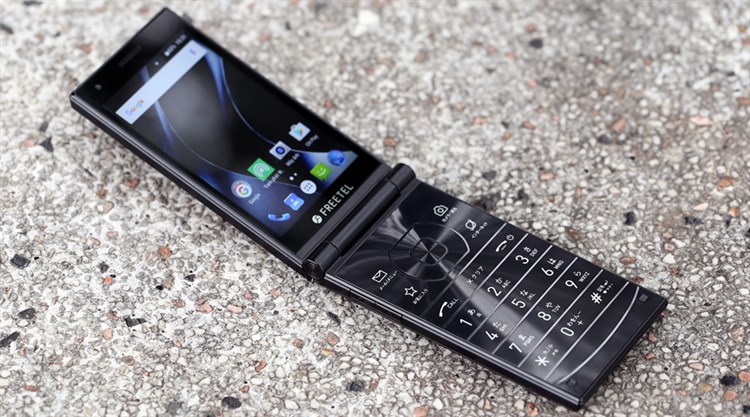 Điện thoại Freetel Musashi