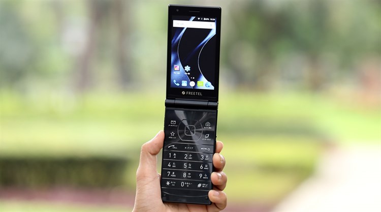 Điện thoại Freetel Musashi