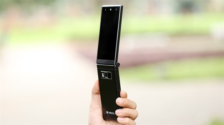 Điện thoại Freetel Musashi