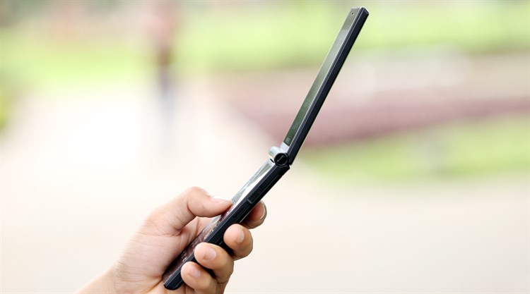 Điện thoại Freetel Musashi