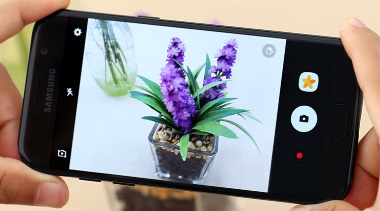 Điện thoại Samsung Galaxy A5 (2017)