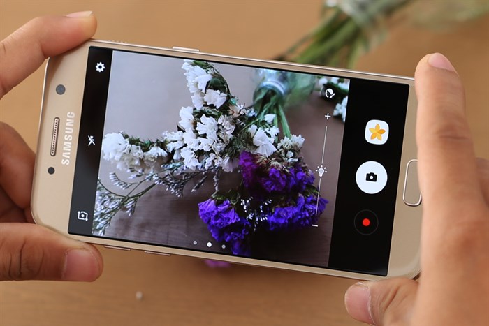 Điện thoại Samsung Galaxy A5 (2017)