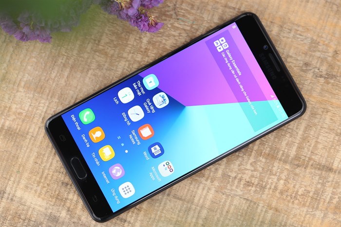 Điện thoại Samsung Galaxy C9 Pro