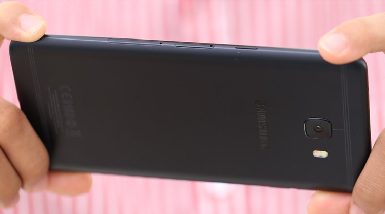 Điện thoại Samsung Galaxy C9 Pro