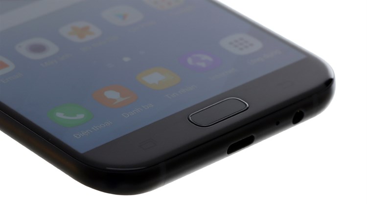 Điện thoại Samsung Galaxy A7 (2017)