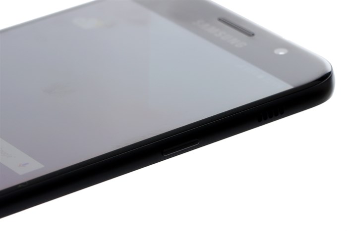 Điện thoại Samsung Galaxy A7 (2017)