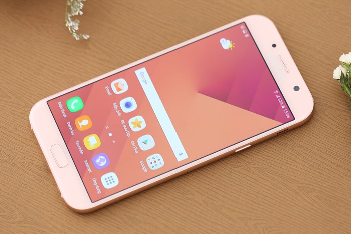 Điện thoại Samsung Galaxy A7 (2017)