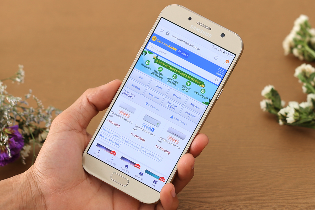 Điện thoại Samsung Galaxy A7 (2017)