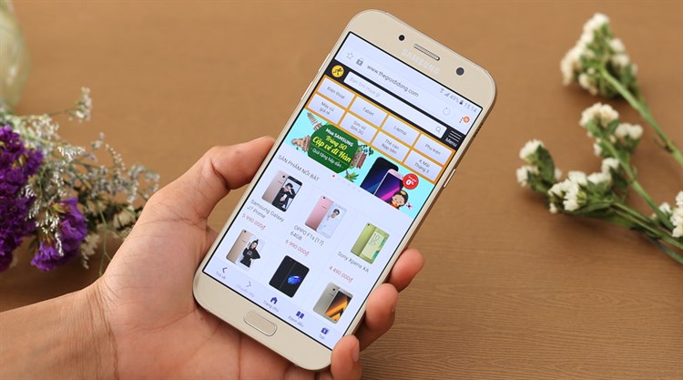 Điện thoại Samsung Galaxy A7 (2017)