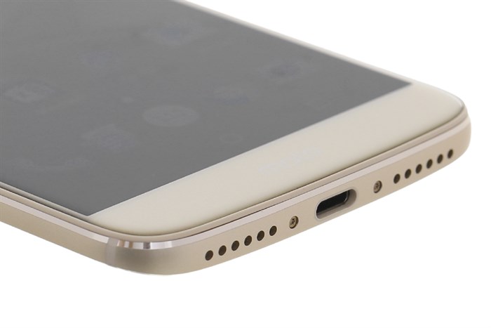 Điện thoại Motorola Moto M