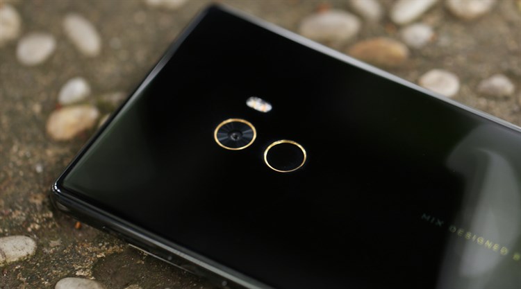 Điện thoại Xiaomi Mi MIX (6GB/256GB) Màu Đen