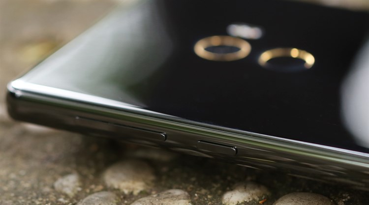 Điện thoại Xiaomi Mi MIX (6GB/256GB) Màu Đen