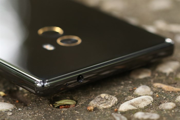 Điện thoại Xiaomi Mi MIX Màu Đen