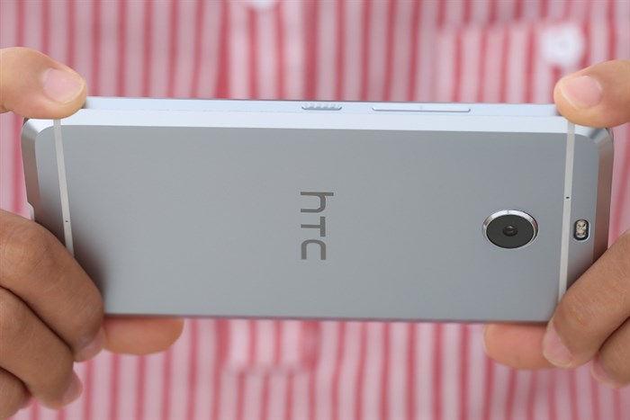 Điện thoại HTC 10 Evo Màu Bạc
