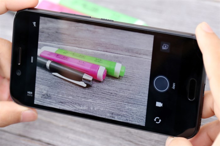 Điện thoại HTC 10 Evo Màu Xám