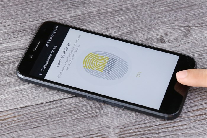 Điện thoại HTC 10 Evo Màu Xám