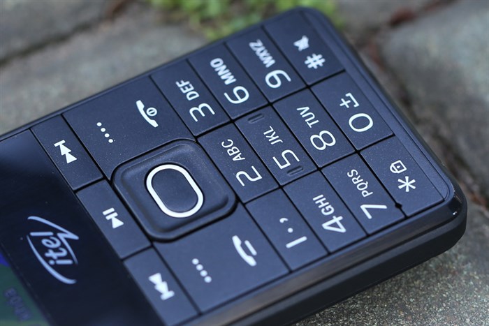 Điện thoại Itel it2180 Màu Xanh đen