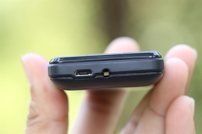 Điện thoại Itel it2180 Màu Xanh đen